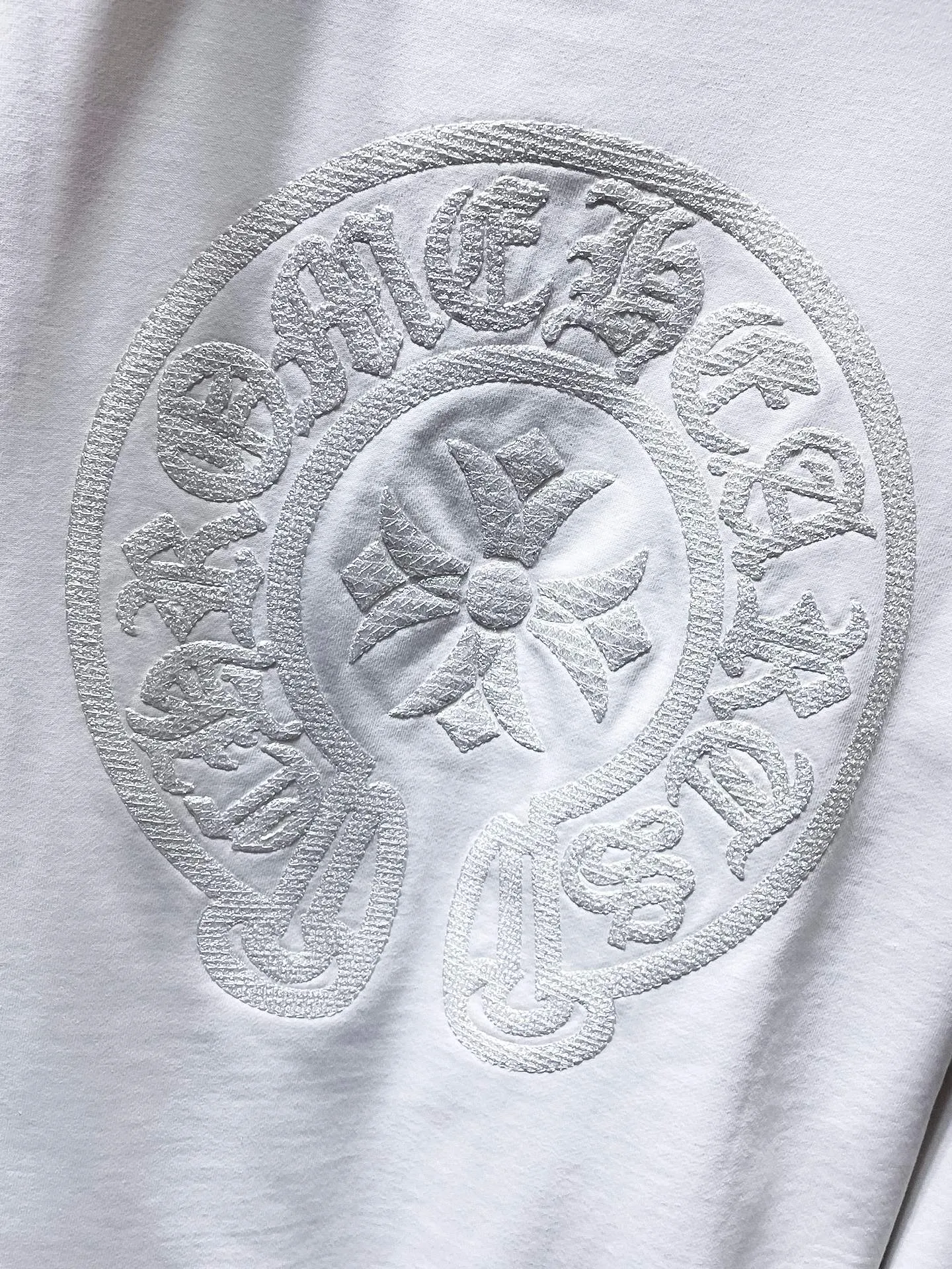 P270 Chrome Hearts Autumn and Winter 2025 Counter Synchronization Horseshoe Sanskrit Cross Hollow Embroidery Special Craftsmanship Hooded Sweatshirt Vacuum Embroidery Method! Heavy embroidery! ! ! Tens of thousands of needles! ! Improved customized version of 1:1 high-gram weight high-quality fabric Recommended color: white black code number: S, M, L, XL